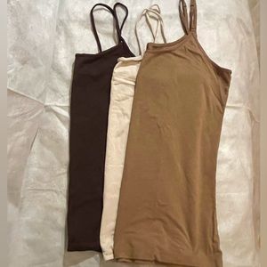 Time and Tru Tank/Undershirt 3 Pack Large (12-14) in Dark Brown, Tan & Beige